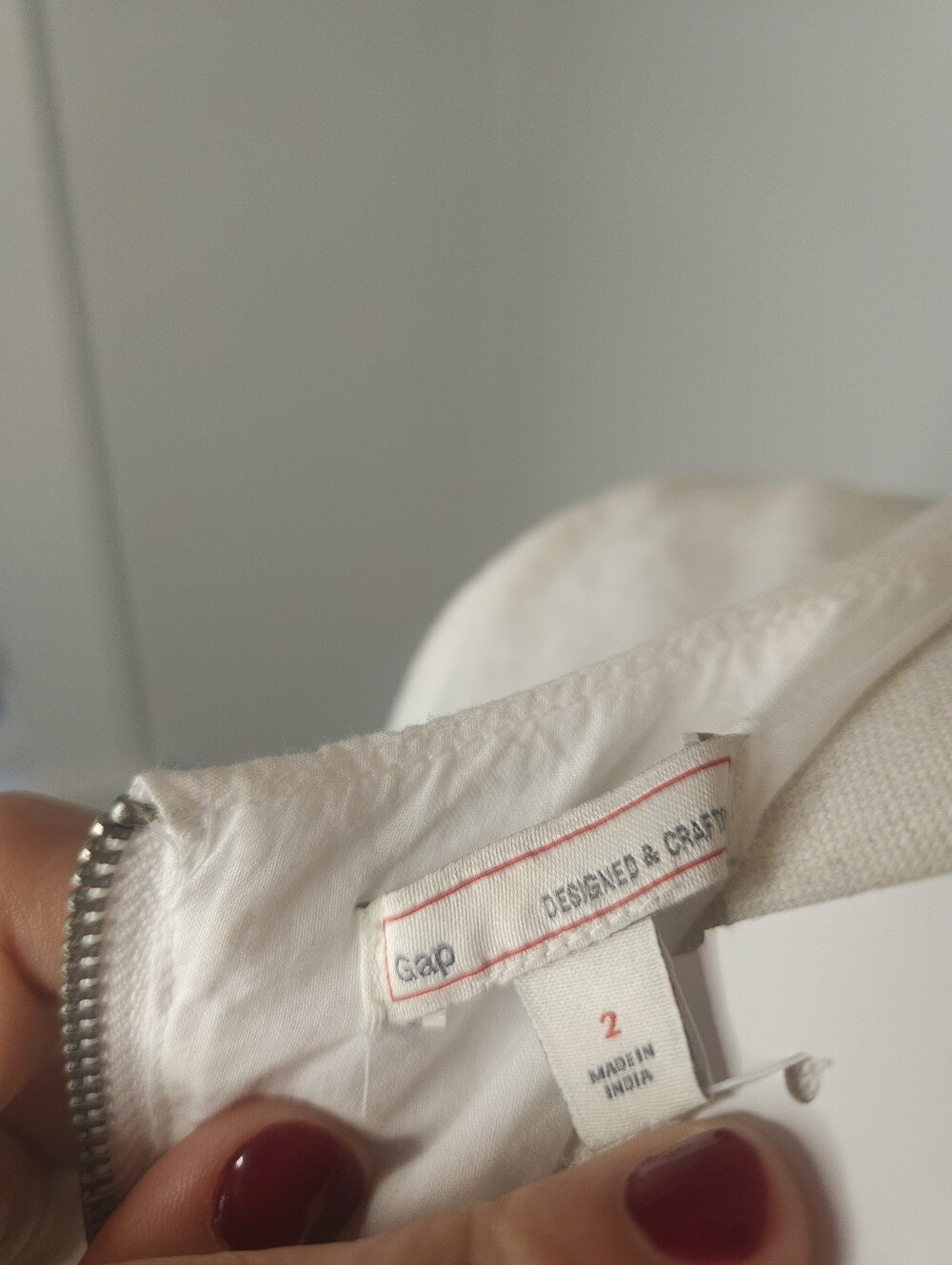 GAP Sleeveless White Eyelet Hem Dress - Picture 5 of 6
